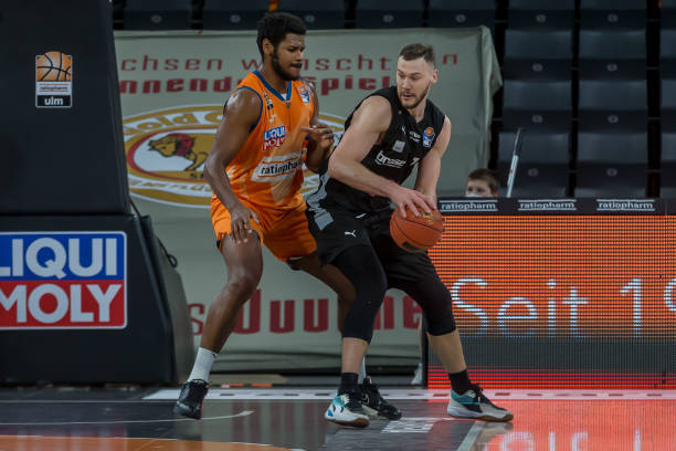 确保文章在 确保文章在